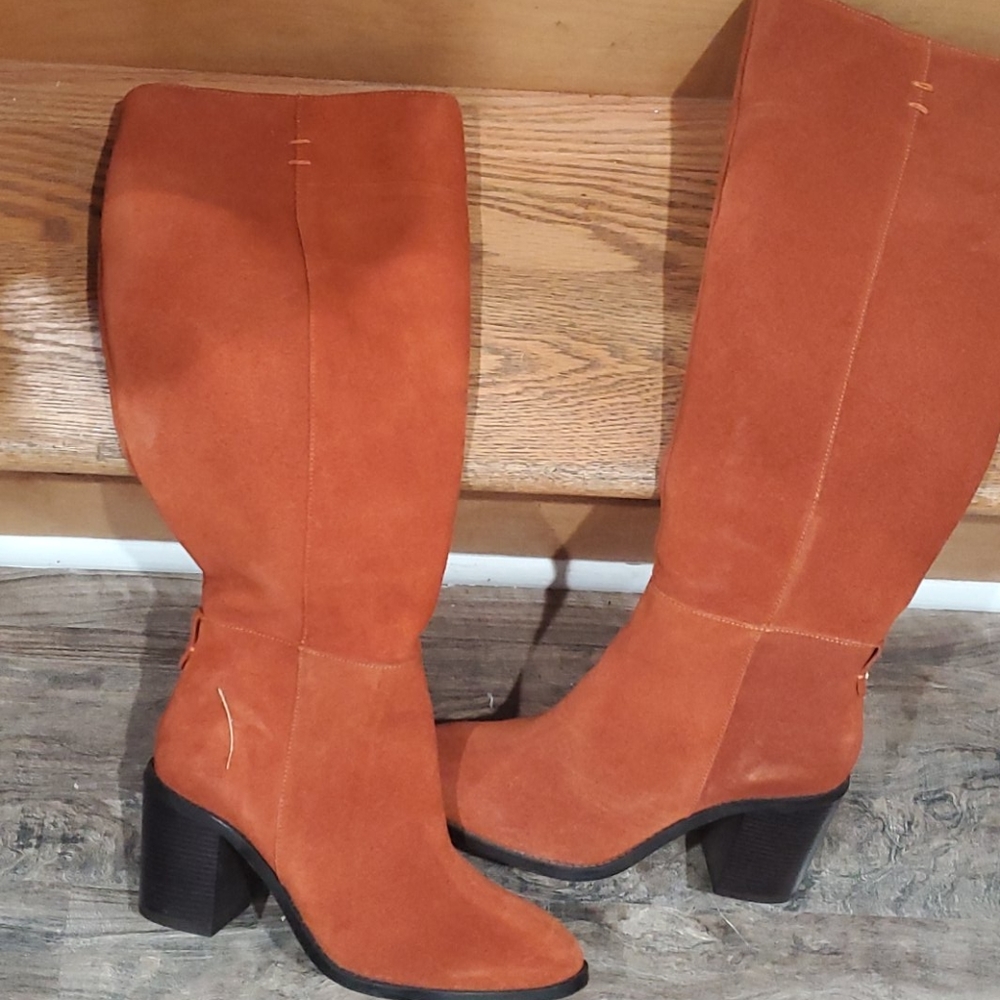 Long boots